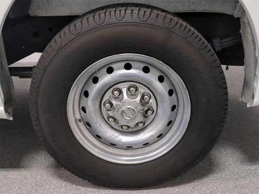 2016 Nissan NV Passenger NV3500 HD S V6