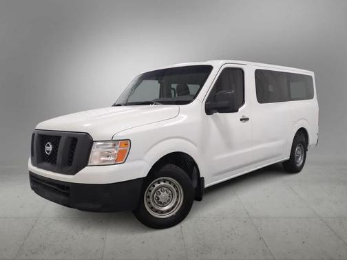 2016 Nissan NV Passenger NV3500 HD S V6