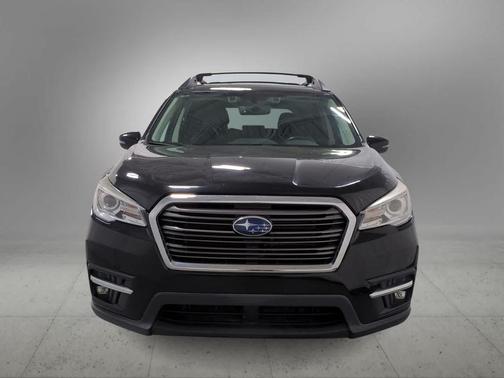 Crystal Black Silica 2019 Subaru Ascent Limited 8-Passenger