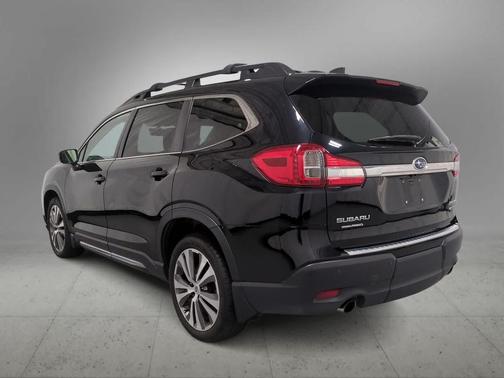 Crystal Black Silica 2019 Subaru Ascent Limited 8-Passenger
