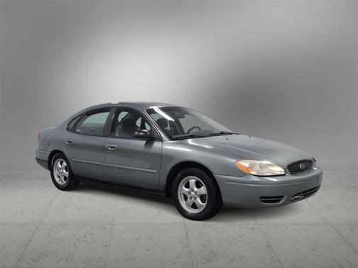 2006 Ford Taurus SE