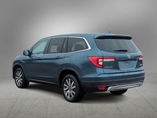 Steel Sapphire Metallic 2019 Honda Pilot EX