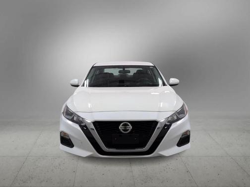 Glacier White 2020 Nissan Altima S FWD