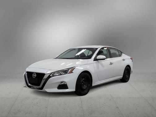 Glacier White 2020 Nissan Altima S FWD