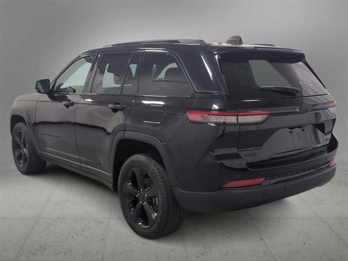 2023 Jeep Grand Cherokee Limited X