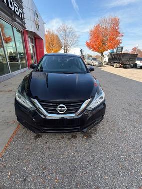 Super Black 2018 Nissan Altima 2.5 S