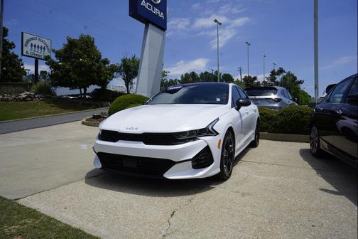 Glacial White Pearl 2022 Kia K5 GT-Line