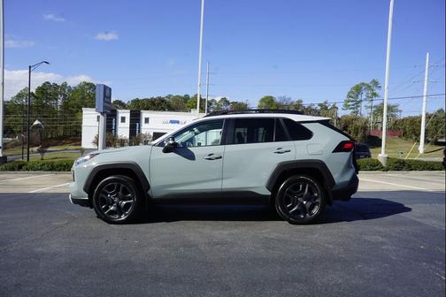 2022 Toyota RAV4 Adventure