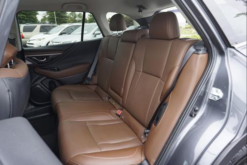 2021 Subaru Outback Touring XT