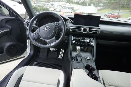 2022 Lexus IS 350 Base