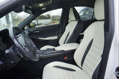 2022 Lexus IS 350 Base