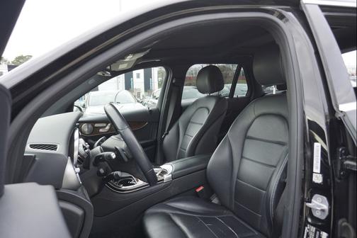 2017 Mercedes-Benz GLC 300 4MATIC