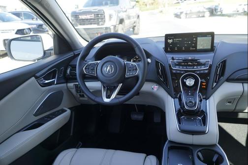 Platinum White Pearl 2026 Acura RDX Advance Package