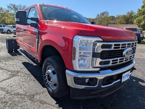 2026 Ford F-350 DRW