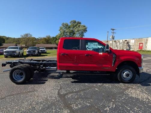 2026 Ford F-350 DRW