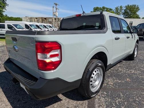 2024 Ford Maverick XL