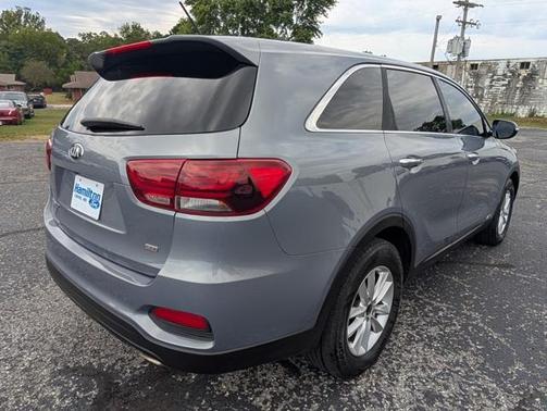 2020 Kia Sorento LX