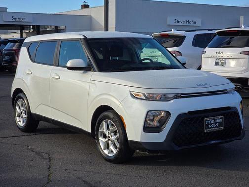2022 Kia Soul LX