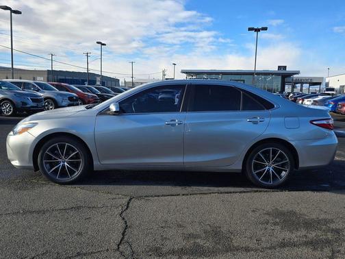 2015 Toyota Camry XSE