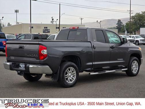 2017 Toyota Tundra SR5