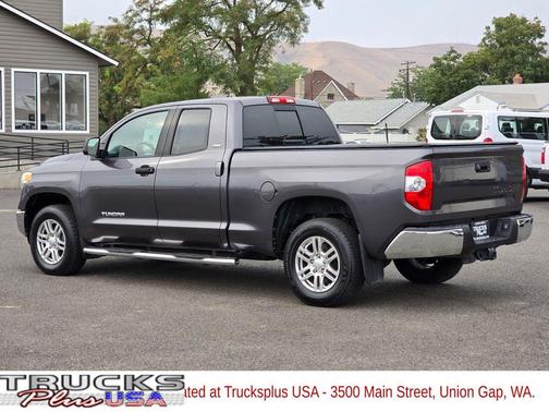2017 Toyota Tundra SR5