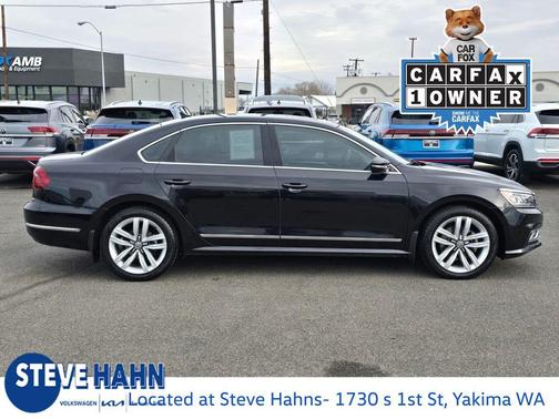 2017 Volkswagen Passat 1.8T SE w/Technology