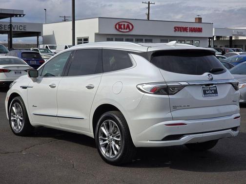 2023 Buick Enclave Avenir