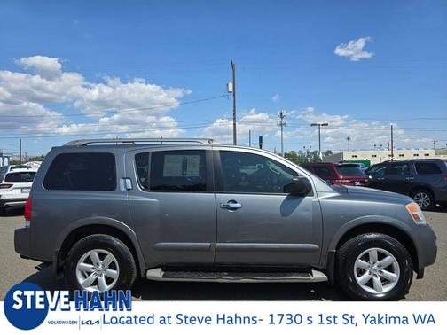 2015 Nissan Armada SV