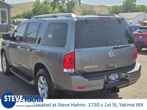 2015 Nissan Armada SV