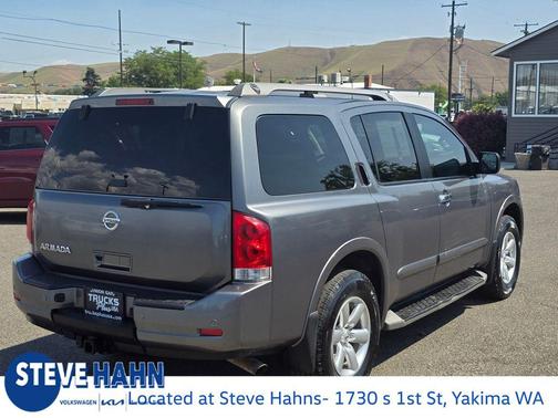2015 Nissan Armada SV
