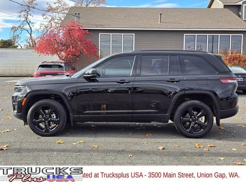 2024 Jeep Grand Cherokee Laredo