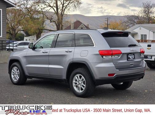 2018 Jeep Grand Cherokee Laredo