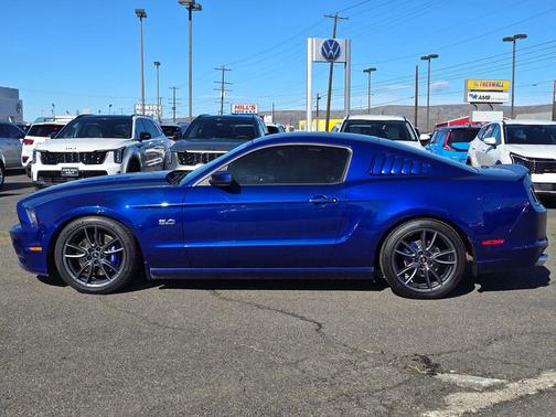 2013 Ford Mustang GT Premium