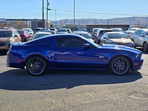 2013 Ford Mustang GT Premium