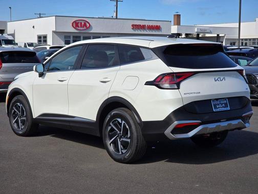 2024 Kia Sportage Hybrid LX