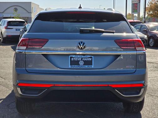 2022 Volkswagen Atlas Cross Sport 2.0T SE