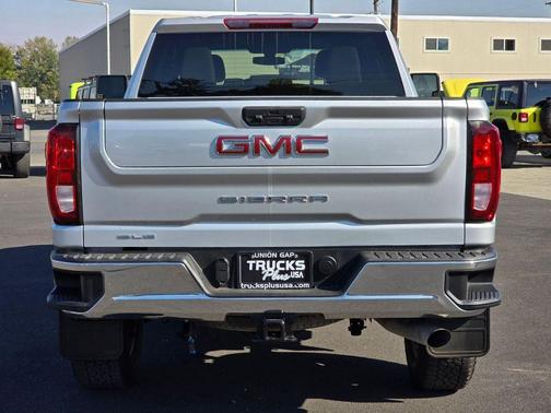 2023 GMC Sierra 2500 SLE
