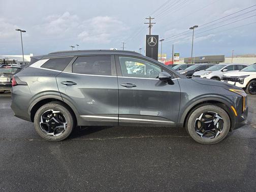 2026 Kia Sportage Hybrid EX