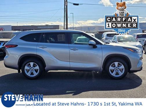 2024 Toyota Highlander LE