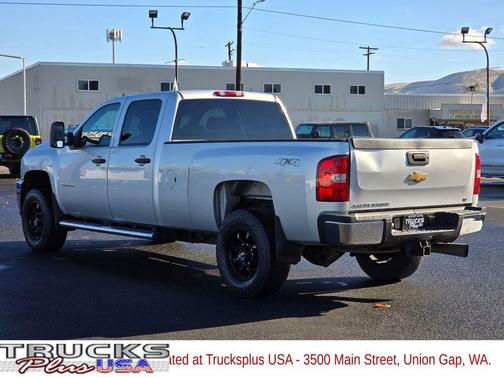 2011 Chevrolet Silverado 3500 LT