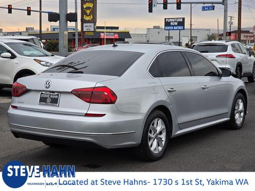 2017 Volkswagen Passat 1.8T S