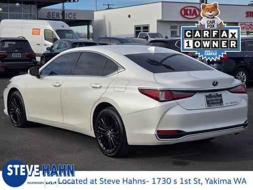 2023 Lexus ES 250 250