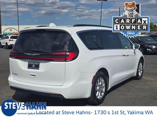 2022 Chrysler Pacifica Touring-L