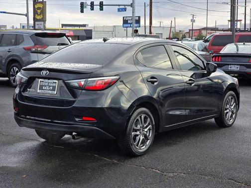 2019 Toyota Yaris Sedan L