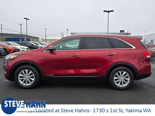 2017 Kia Sorento LX