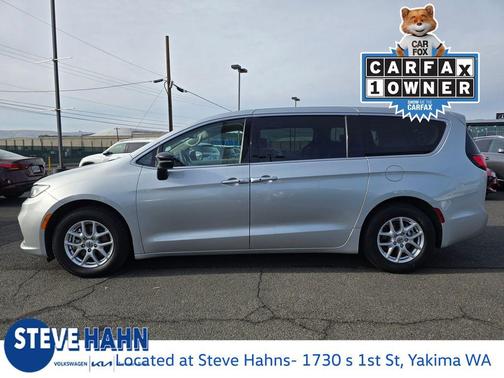 2024 Chrysler Pacifica Touring-L