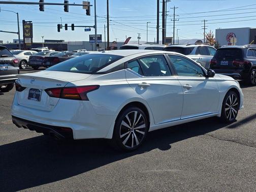 2019 Nissan Altima 2.5 SR