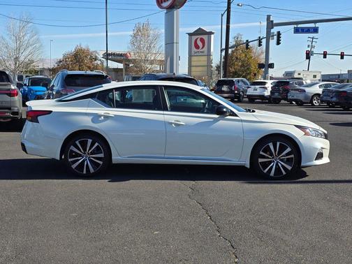 2019 Nissan Altima 2.5 SR