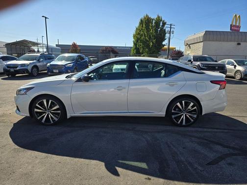 2019 Nissan Altima 2.5 SR