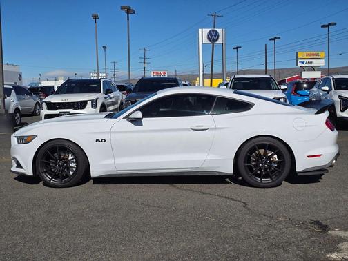 2016 Ford Mustang GT Premium
